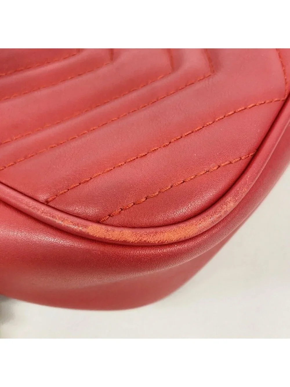 Gucci Shoulder Bag GG Marmont Leather Red Gold